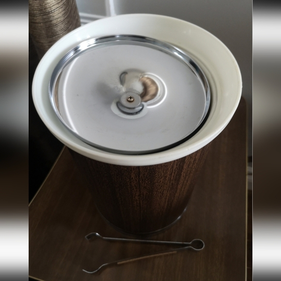 Kromex mid century modern champagne/ice bucket with tongs. Vintage 60's design. - Picture 6 of 10